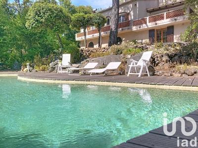 Maison - 194 m² - 6 pièces