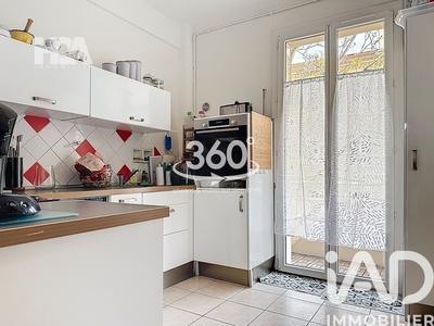 Appartement - 97 m² - 5 pièces