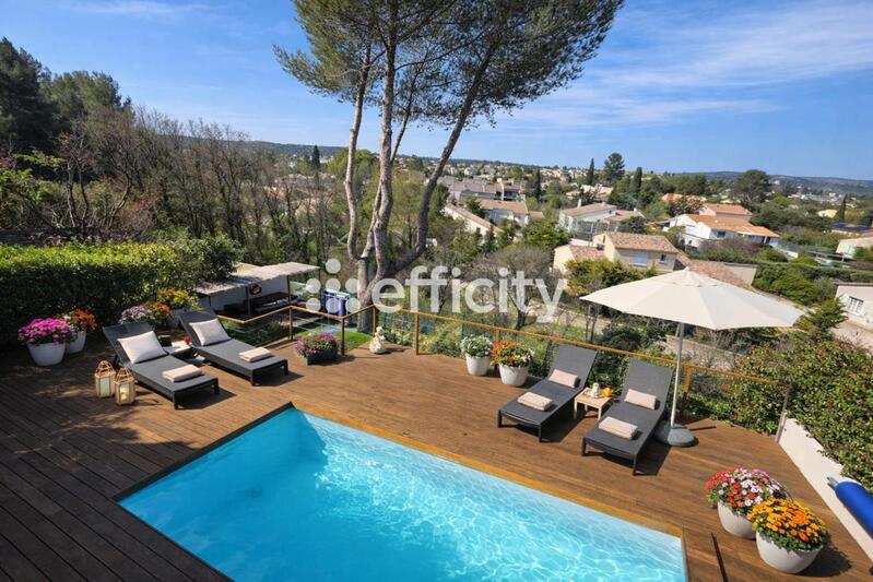 Maison - 159 m² - 5 pièces