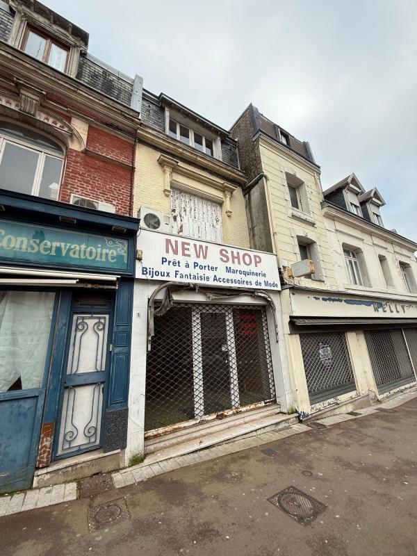 Immeuble - 200 m² - 2 pièces