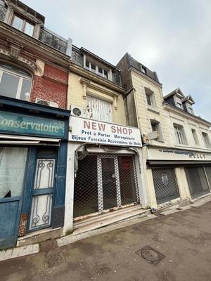 Immeuble - 200 m² - 2 pièces