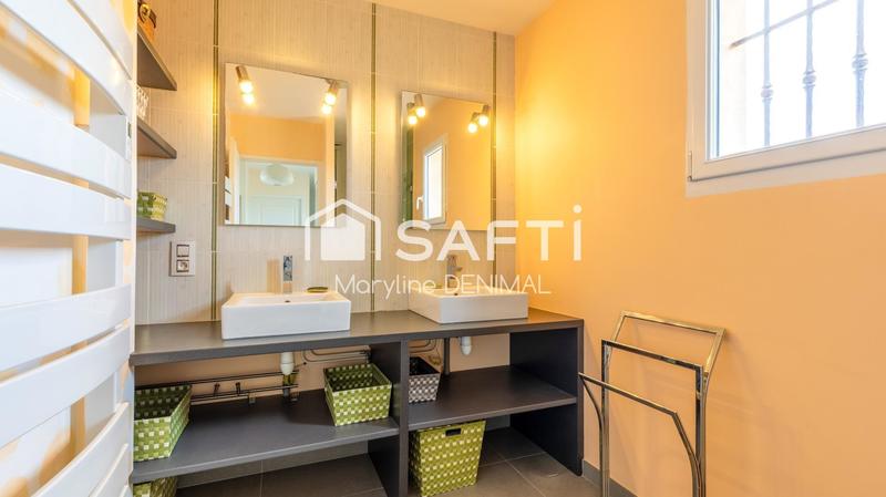 Villa - 180 m² - 7 pièces