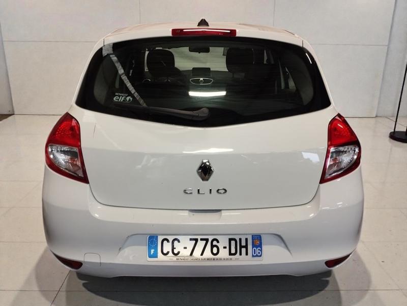 Renault Clio III 1.2 16v 75 Tomtom Live 5p