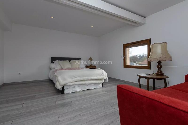 Maison - 167 m² - 6 pièces