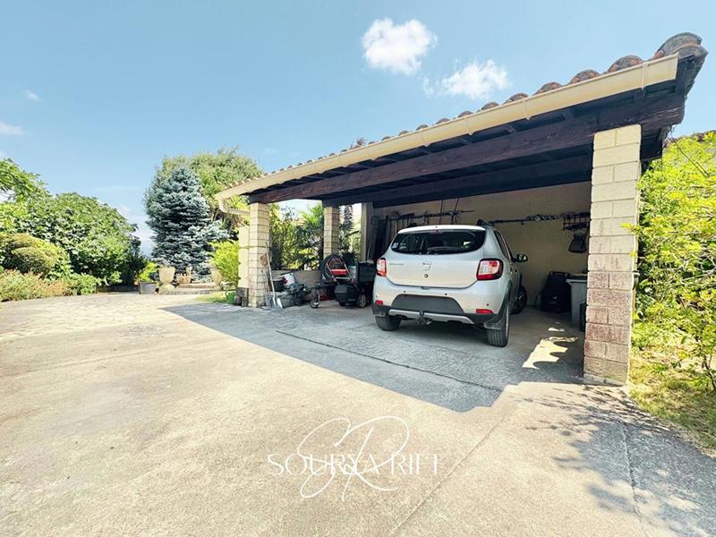 Maison - 170 m² - 6 pièces