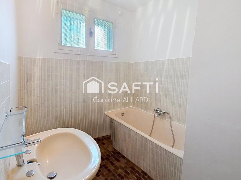 Maison - 91 m² - 4 pièces