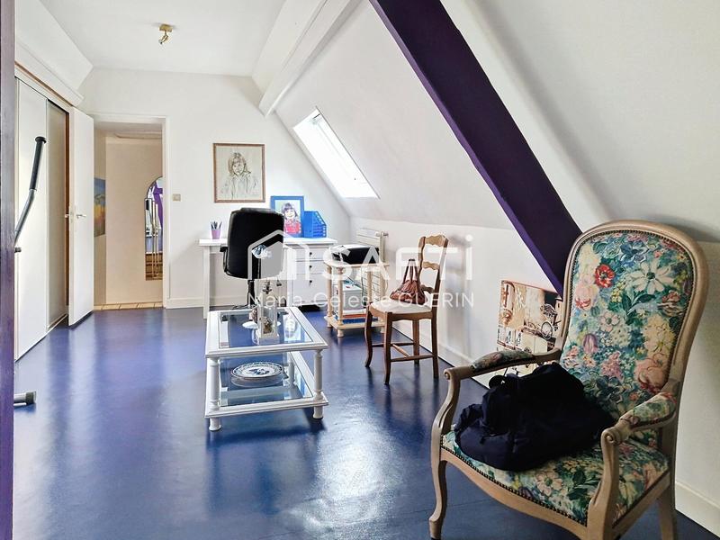 Maison - 180 m² - 6 pièces