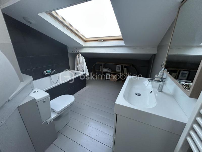 Duplex - 180 m² - 7 pièces