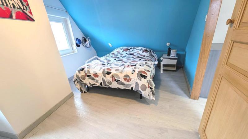 Maison - 260 m² - 10 pièces