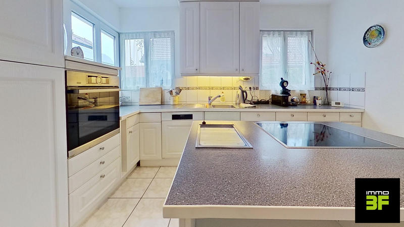 Appartement - 138 m² - 4 pièces