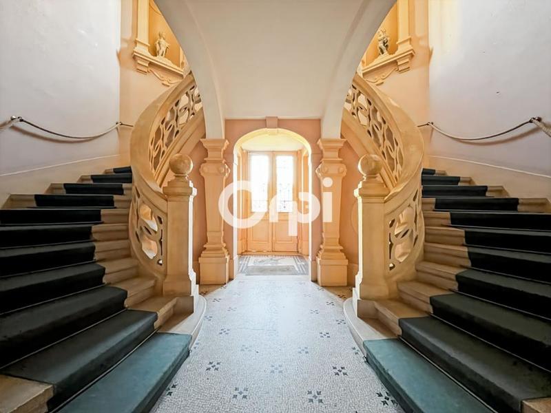 Appartement - 98 m² - 3 pièces