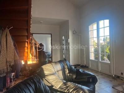 Maison de maîtres - 244 m² - 10 pièces