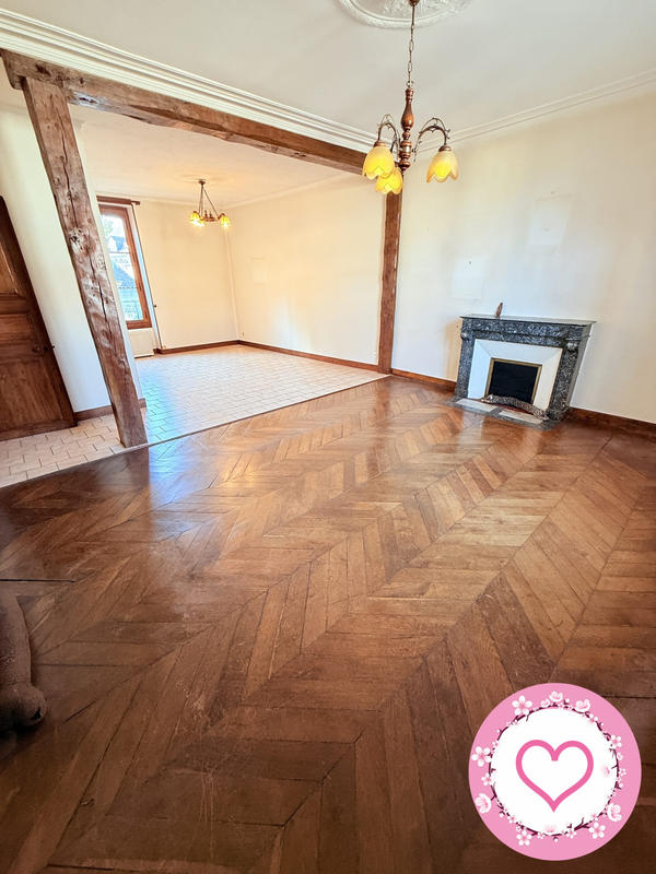 Maison - 147 m² - 7 pièces