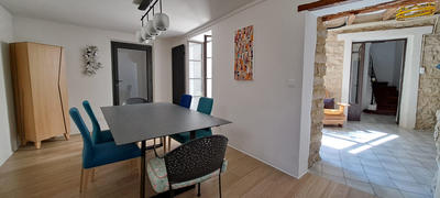 Maison - 190 m² - 11 pièces