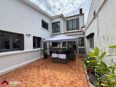 Maison de ville - 151 m² - 6 pièces