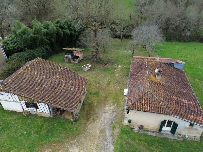 Propriété - 136 m² - 5 pièces