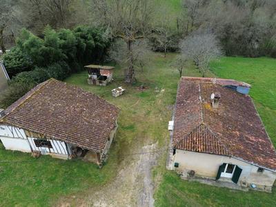 Propriété - 136 m² - 5 pièces