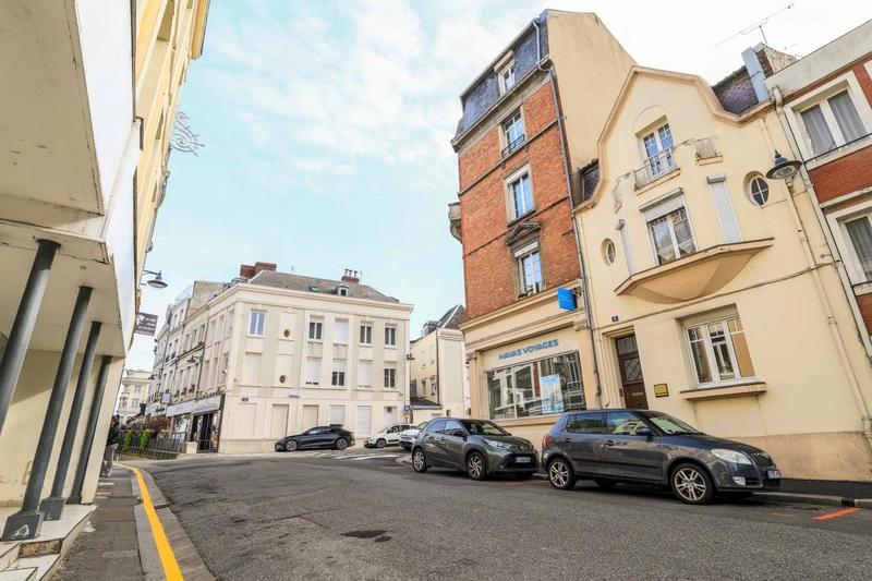 Appartement - 115 m² - 5 pièces