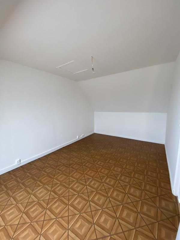 Maison - 106 m² - 6 pièces