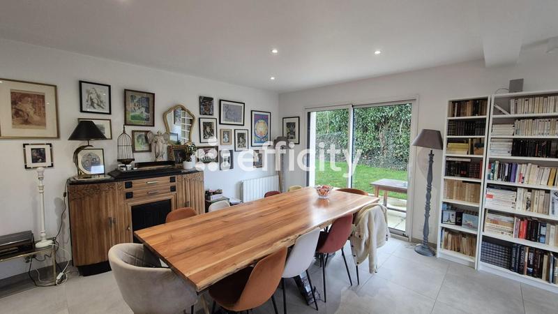 Pavillon - 100 m² - 4 pièces