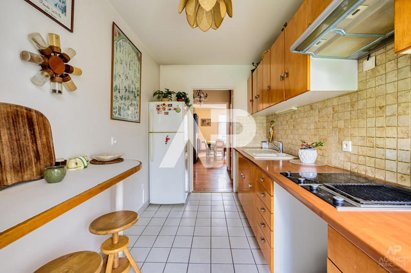 Appartement - 83 m² - 3 pièces