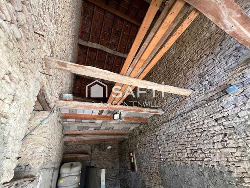 Maison - 93 m² - 4 pièces