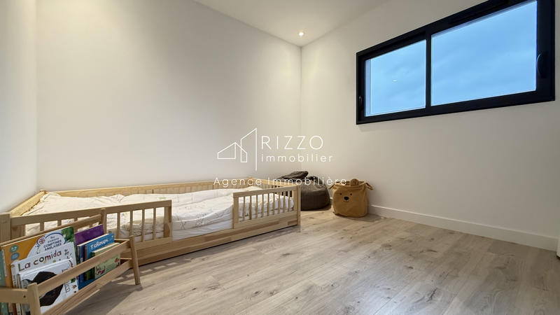 Maison - 138 m² - 5 pièces