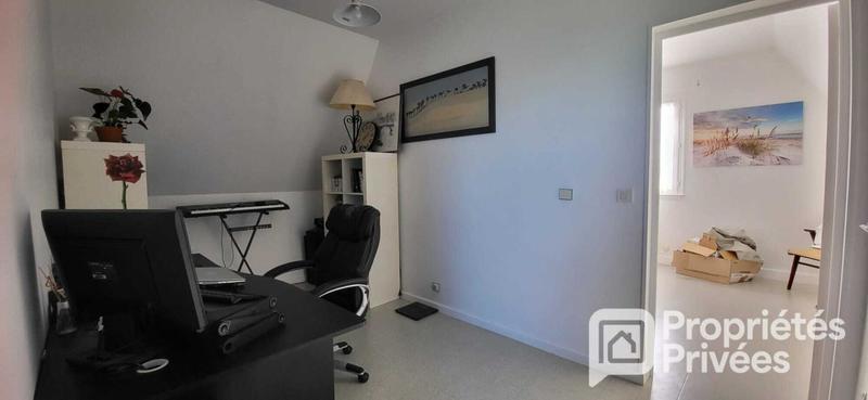 Maison - 215 m² - 9 pièces