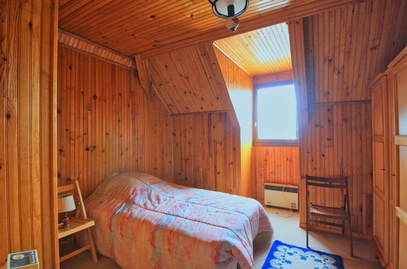 Maison - 225 m² - 7 pièces