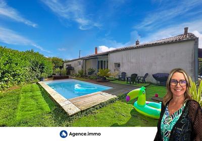 Maison - 234 m² - 8 pièces