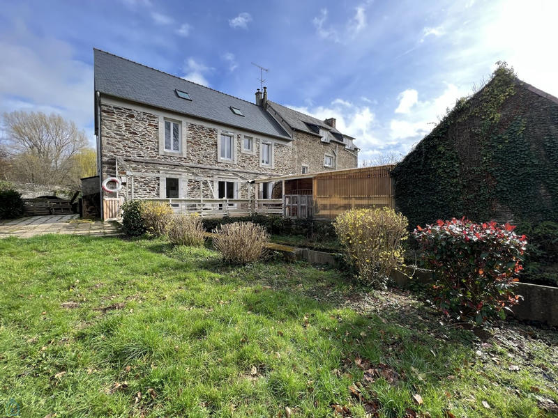 Maison - 170 m² - 7 pièces