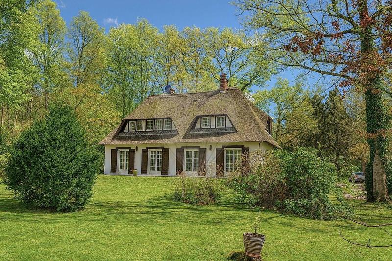 Chaumière - 170 m² - 7 pièces