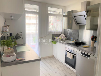 Appartement - 81 m² - 4 pièces