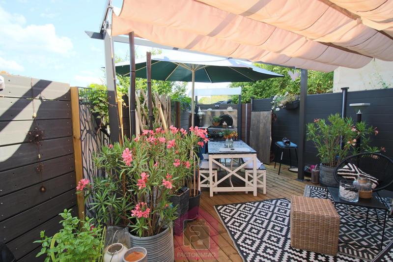 Maison - 85 m² - 4 pièces