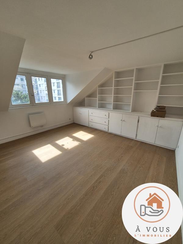 Maison - 131 m² - 9 pièces