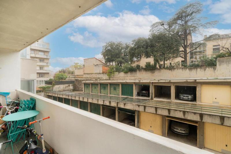 Appartement - 102 m² - 5 pièces