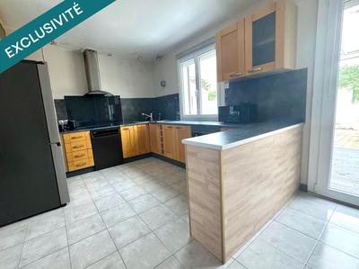 Maison - 121 m² - 4 pièces