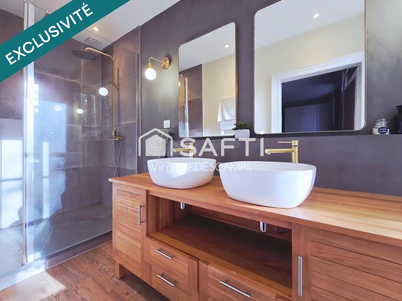 Maison - 198 m² - 7 pièces