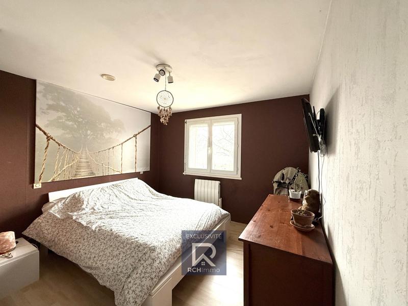 Maison traditionnelle - 94 m² - 4 pièces