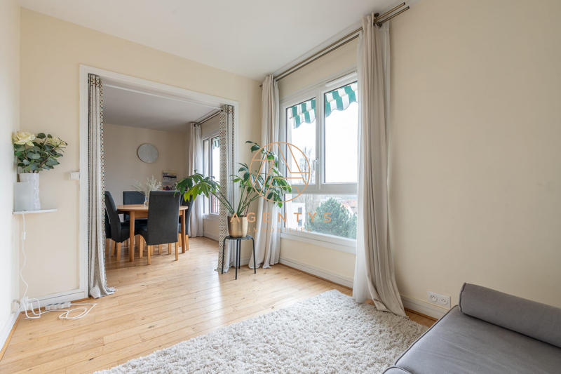 Appartement - 79 m² - 4 pièces