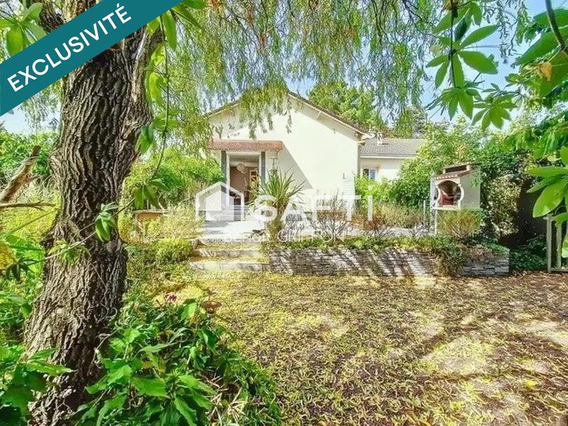 Maison - 137 m² - 8 pièces