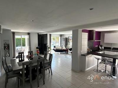 Maison - 150 m² - 6 pièces