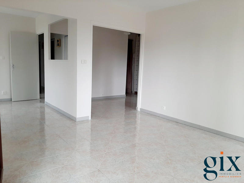 Appartement - 81 m² - 4 pièces