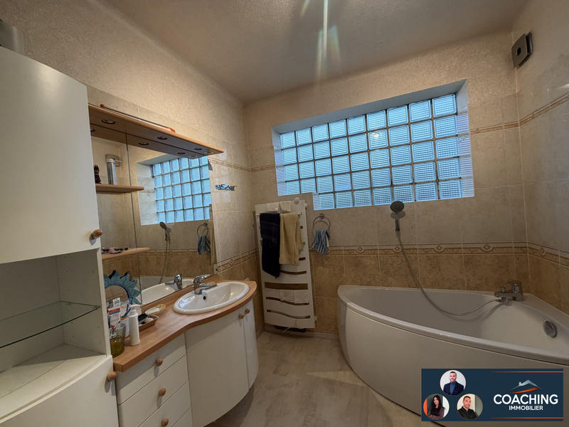 Maison - 128 m² - 6 pièces