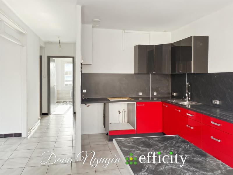 Maison - 74 m² - 4 pièces