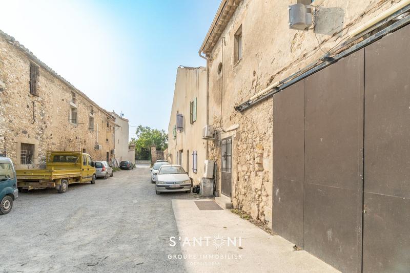 Maison - 544 m² - 5 pièces