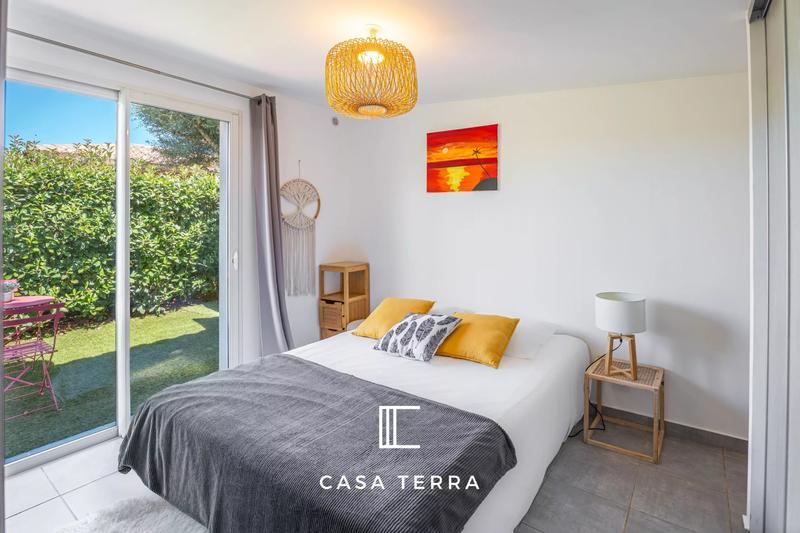 Villa - 250 m² - 9 pièces