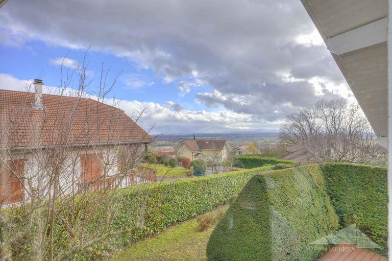 Villa - 156 m² - 6 pièces