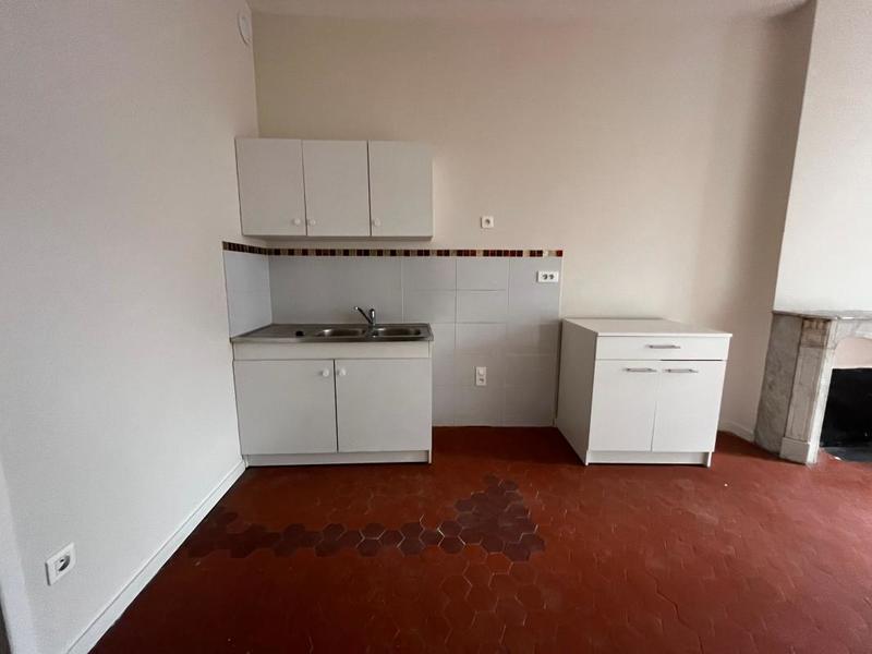 Studio - 28 m² - 1 pièce