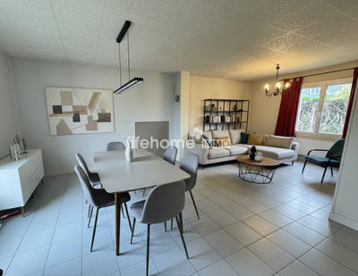 Maison traditionnelle - 91 m² - 4 pièces